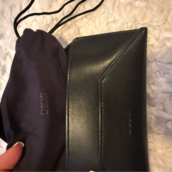 Christian DIOR DIO(R)EVOLUTION 2 
Silver Aviator Sunglasses EUC - Picture 8 of 8